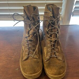Gore-Tex men’s army boots
